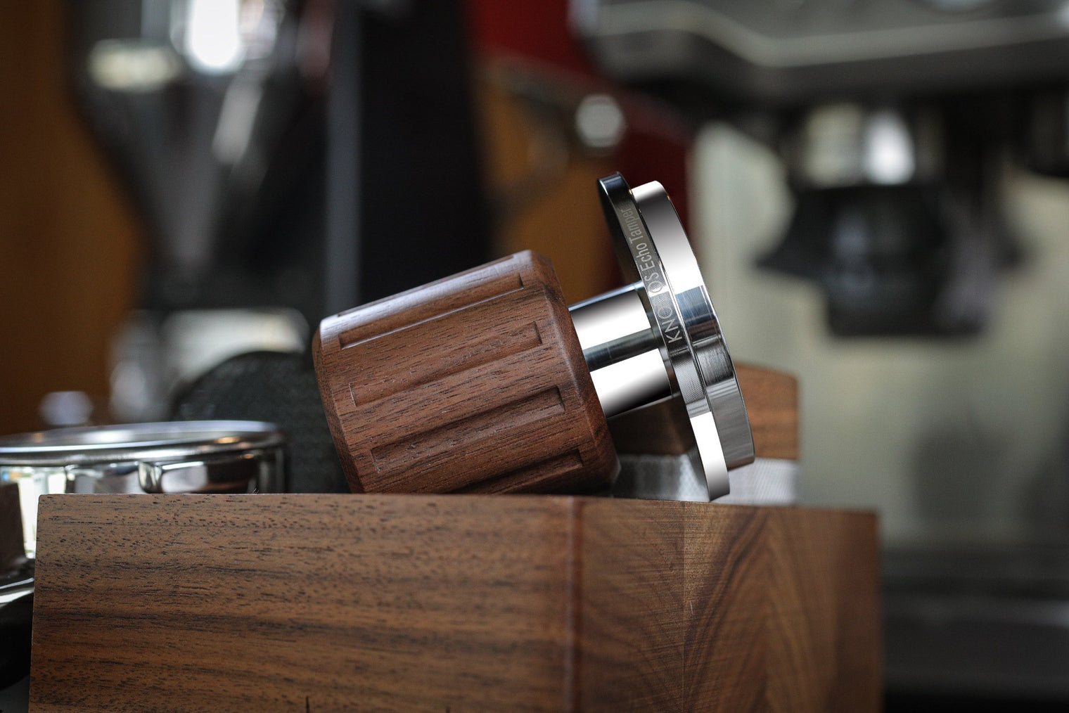 KNODOS - Echo Palm Tamper