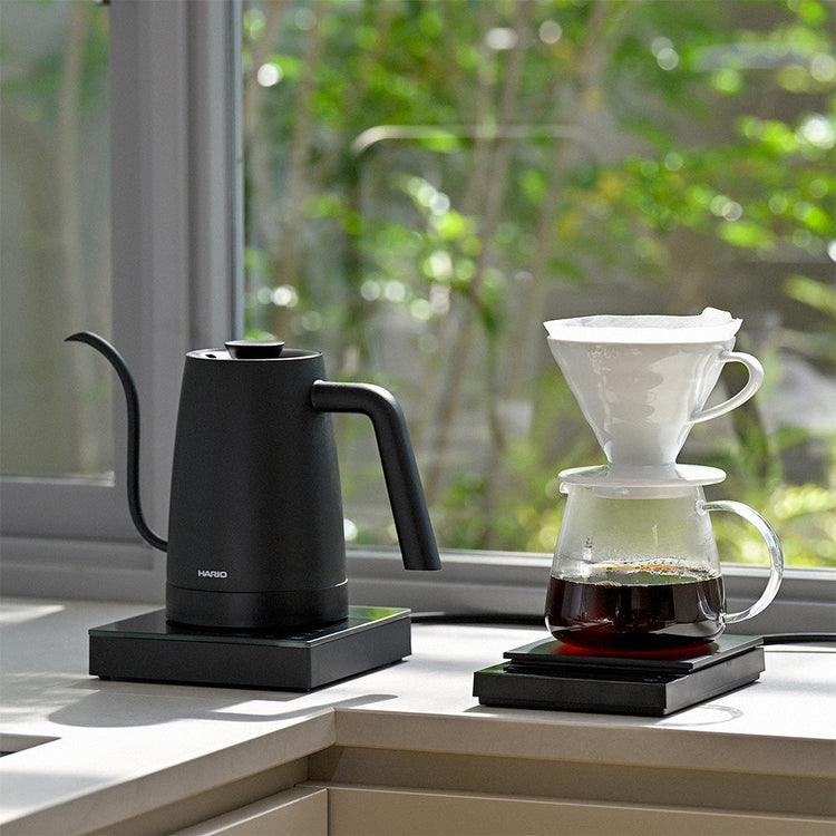 Hario Lyra Electric Coffee Drip Kettle (800ml) - Black - Sigma Coffee UK