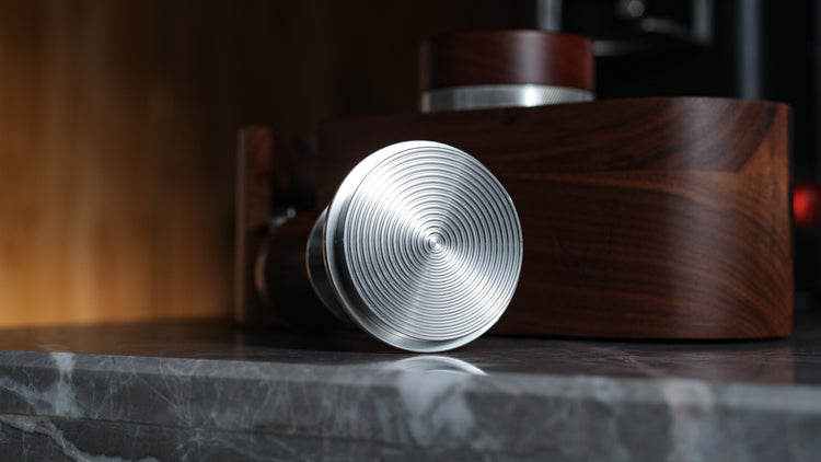 KNODOS Portafilter Auto-Levelling Spring Tamper - Sigma Coffee UK