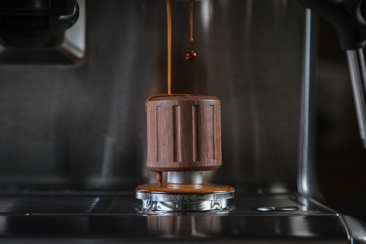 KNODOS - Echo Palm Tamper