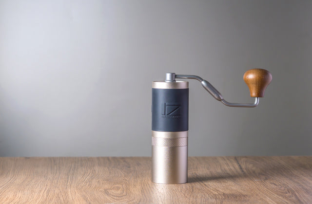 1Zpresso J Manual Coffee Grinder - Sigma Coffee UK