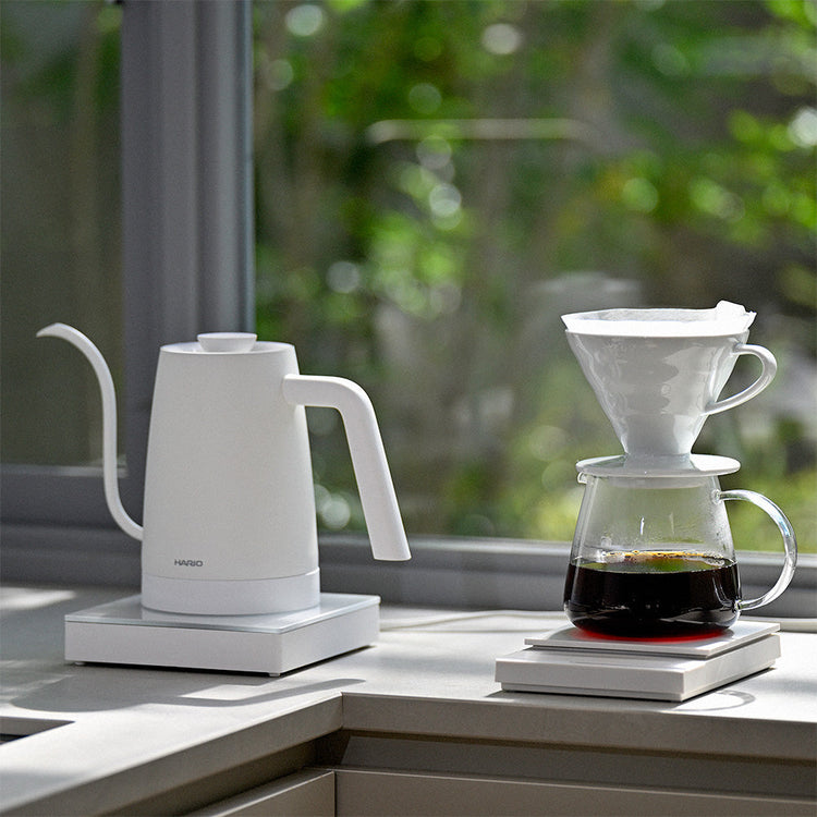 Hario Lyra Electric Coffee Drip Kettle (800ml) - White - Sigma Coffee UK
