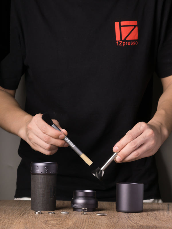 1Zpresso J-Ultra Manual Coffee Grinder - Sigma Coffee UK