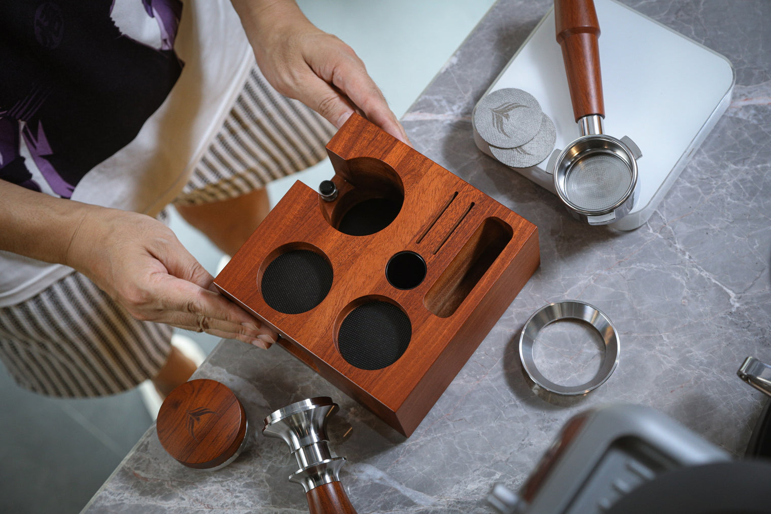 KNODOS Tamper Station - 54mm / 58mm - Sigma Coffee UK