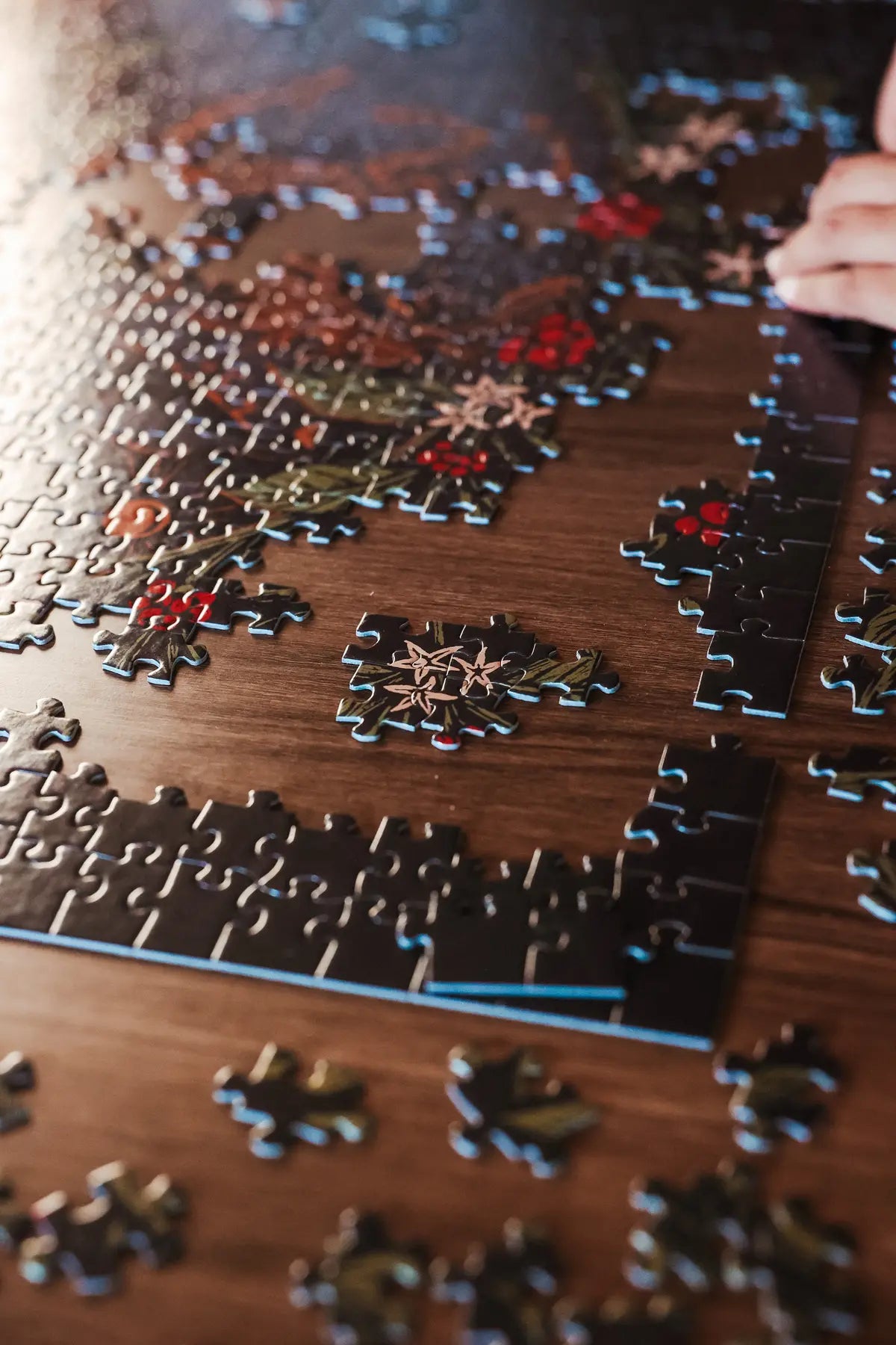 The illustrated Onyx Advent jigsaw puzzle